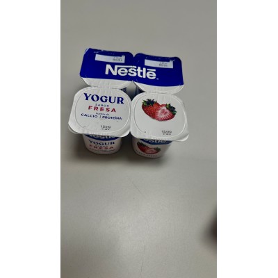 YOGUR FRESA  PACK 4